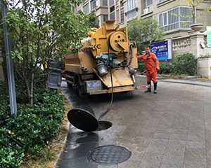 说明化粪池堵塞的危害及办法